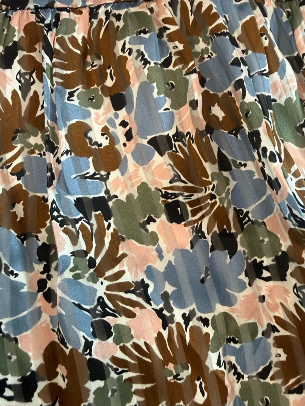 Veronica Beard Lake Mist Multi Floral Tie-Neck Tiered Mini Dress - Picture 4 of 7
